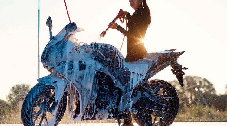 Deep cleaning your motorcycle